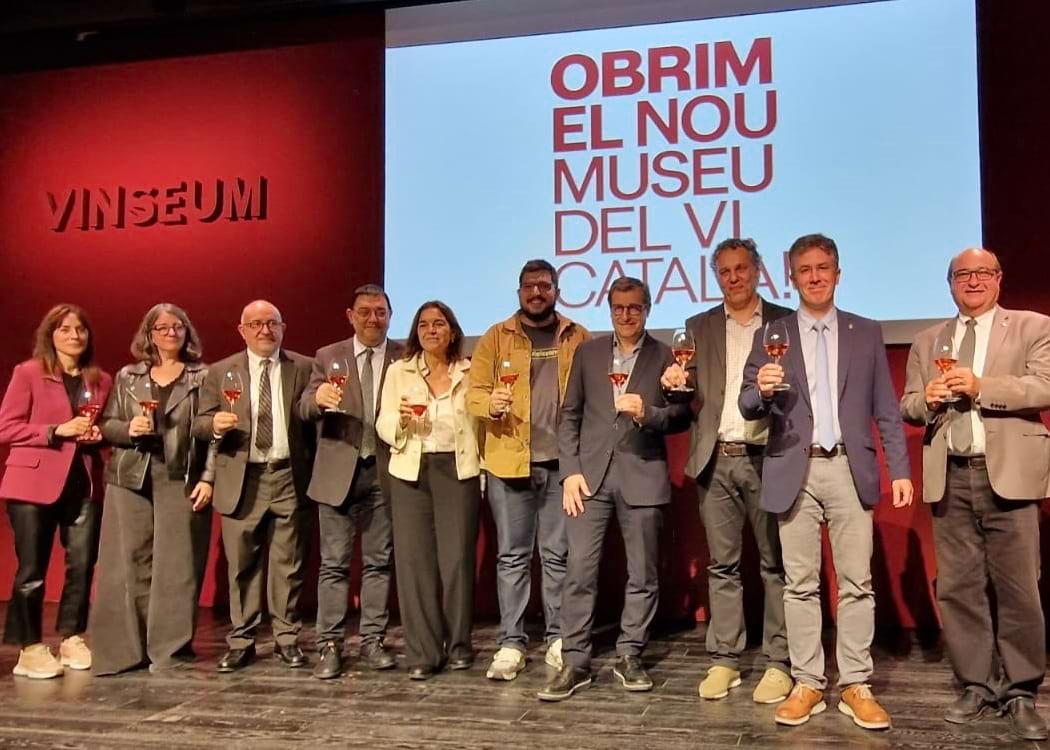 Brindis per la inauguració del Vinseum